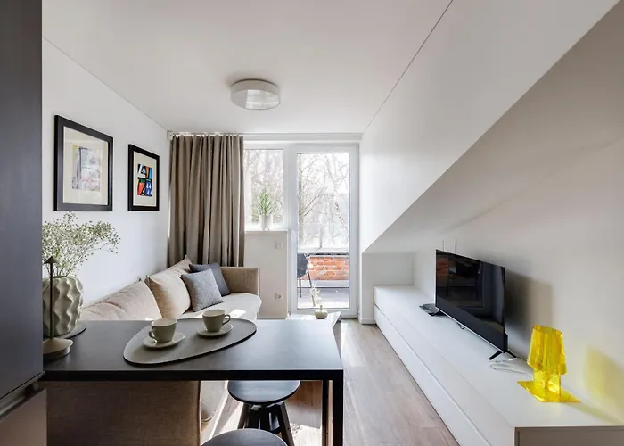 Апартаменты Cosy With Balcony In Center