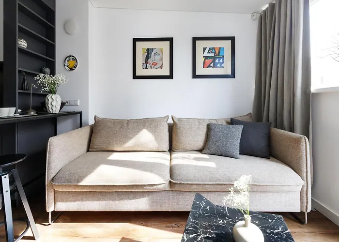 Апартаменты Cosy With Balcony In Center