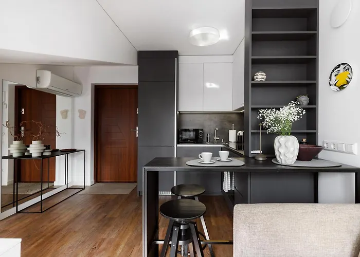 Cosy With Balcony In Center * Каунас