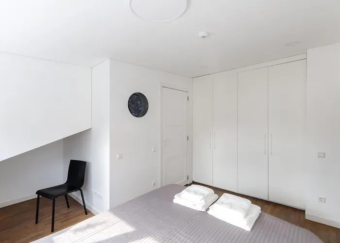 Cosy With Balcony In Center Апартаменты Каунас